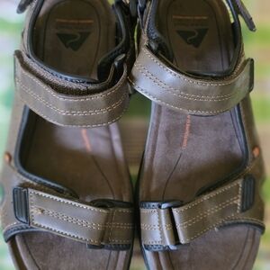 Ozark Trail Men's Brown Outdoor Hook-and-Loop Sandals